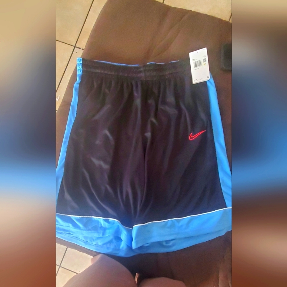 XXL Nike dri fit Men's shorts black with blue trim